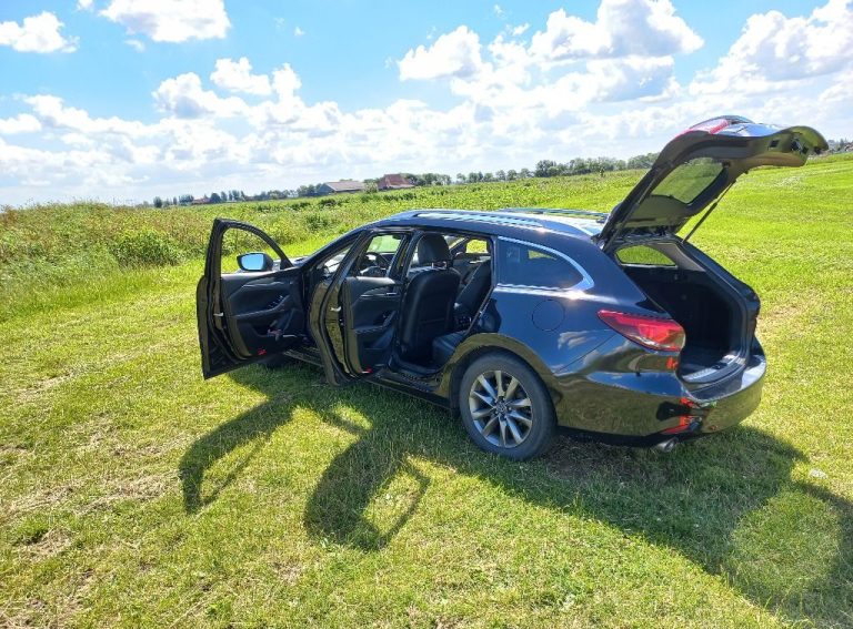 Mazda 6 zijkant