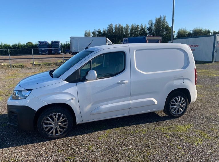 Citroen Berlingo zijkant