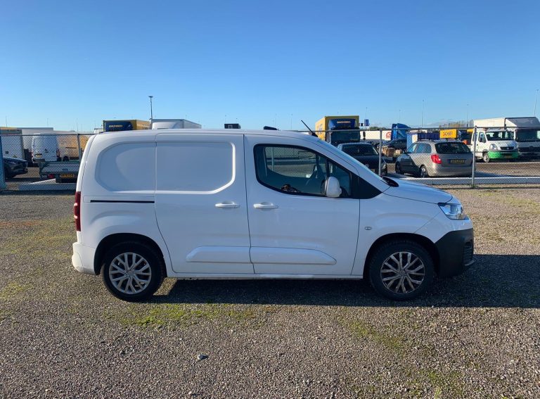Citroen Berlingo zijkant