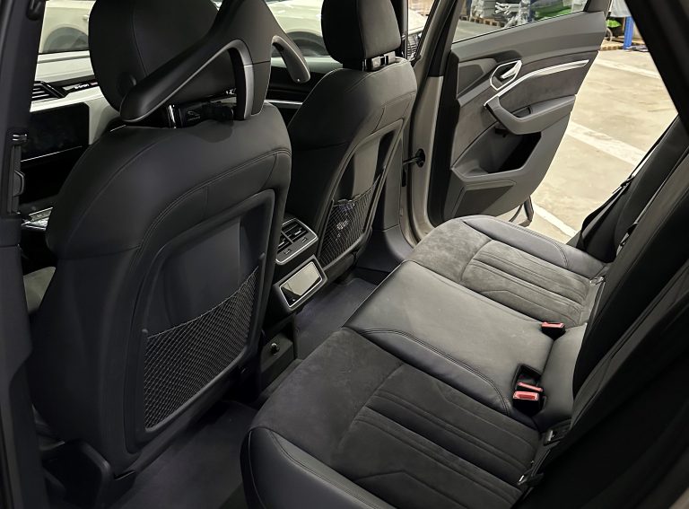 Achterbank Audi E-Tron