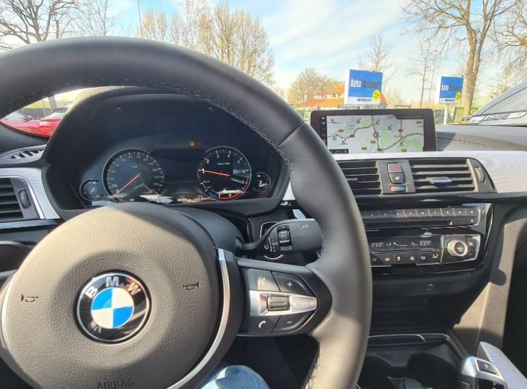 BMW 418i Gran Coupe dashboard