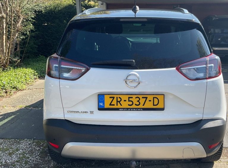 Opel Crossland achterkant