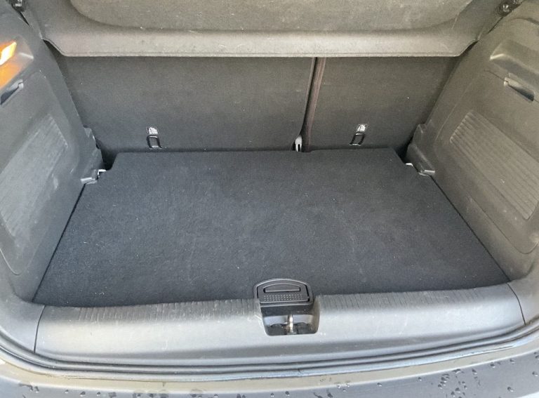 Opel Crossland kofferbak