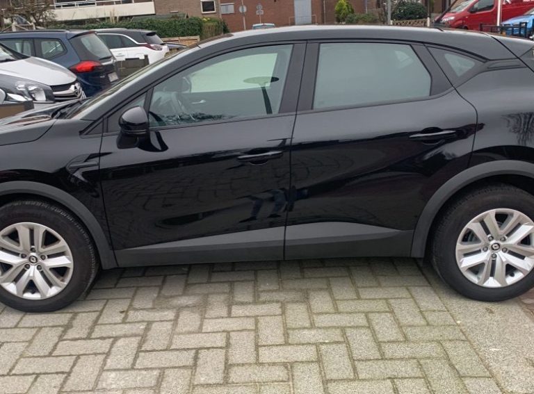 Renault Captur zijkant