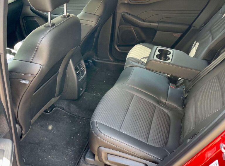 Ford Kuga achterbank