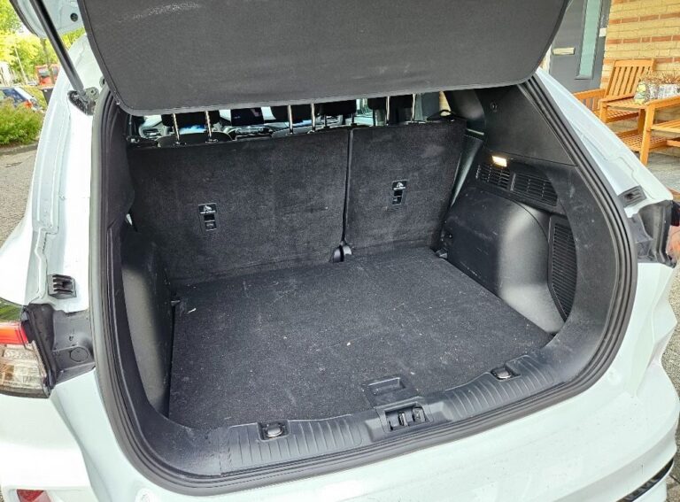 Ford Kuga kofferbak