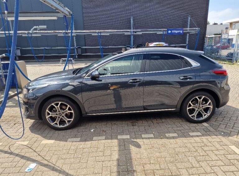 Kia XCeed zijkant