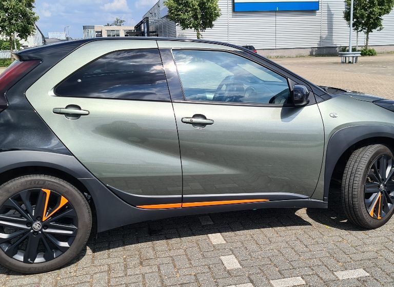 Toyota Aygo zijkant