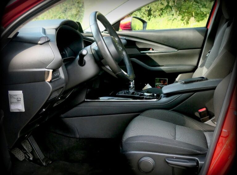 Mazda CX30 voorstoelen