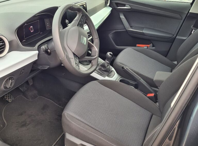 Seat Arona voorstoelen
