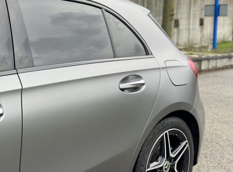 Mercedes Benz A klasse zijkant