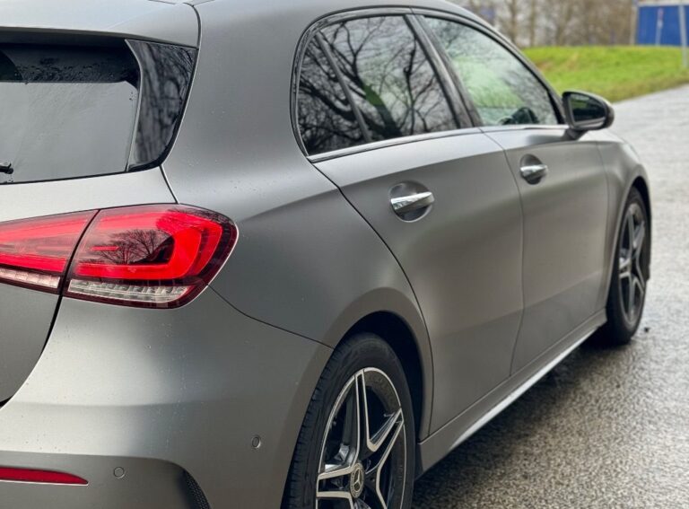 Mercedes Benz A klasse zijkant