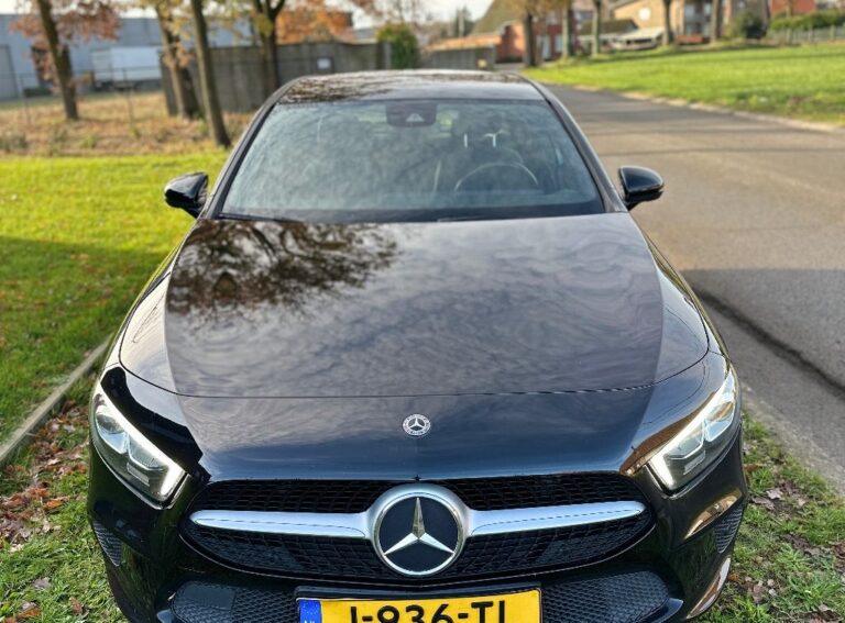 Mercedes Benz A-Klasse voorkant