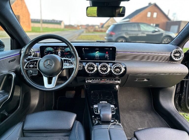 Mercedes Benz A-Klasse dashboard