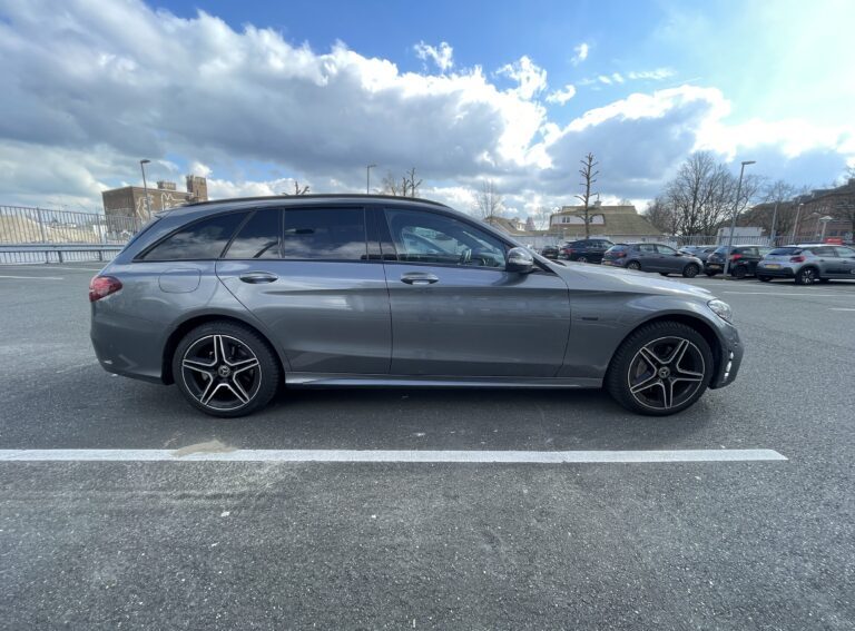 Mercedes-Benz C Klasse zijkant