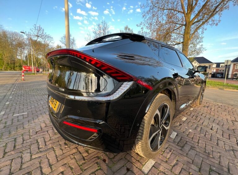 KIA EV6 zijkant