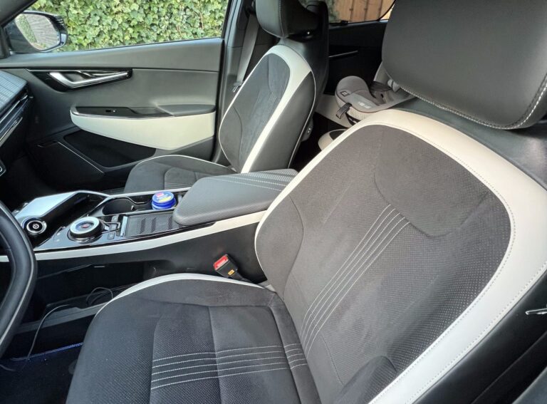 KIA EV6 voorstoelen