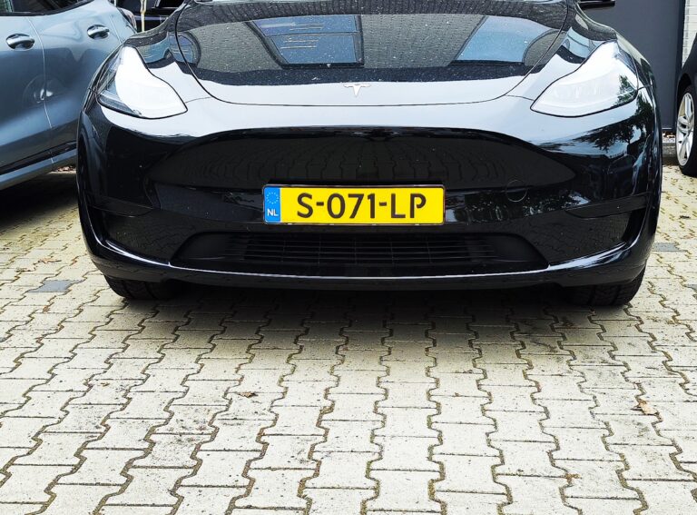 Tesla Model Y voorkant