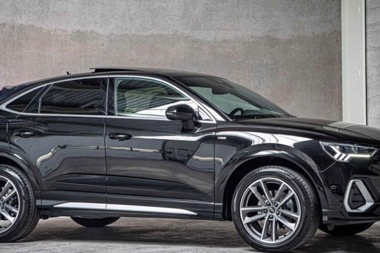 Audi Q3 zijkant