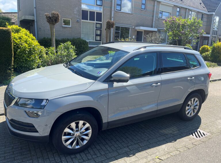 Skoda Karoq zijkant