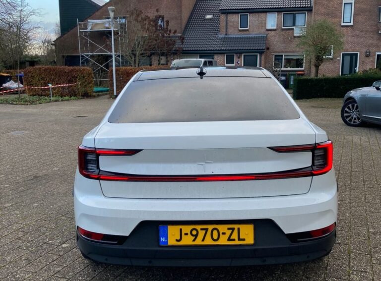Polestar 2 achterkant