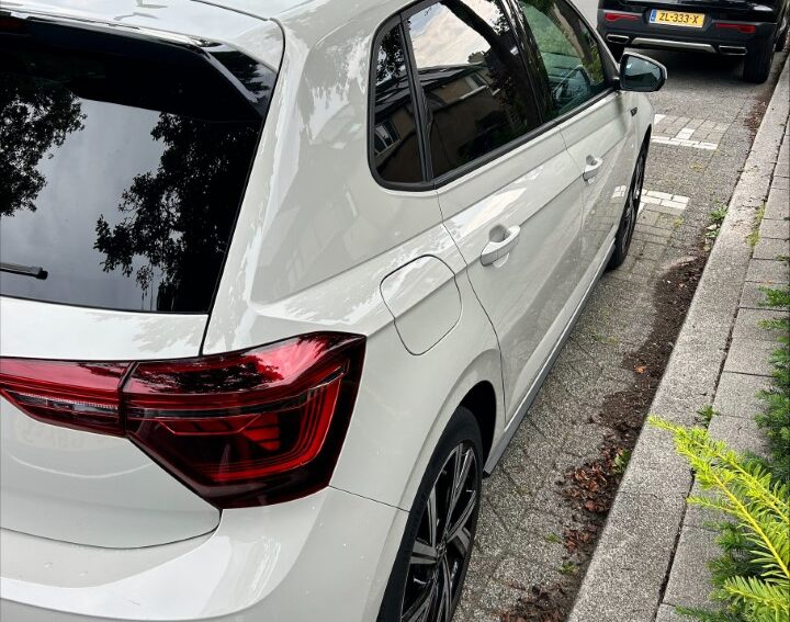 Volkswagen Polo Ascot Grey detailbeeld zijkant