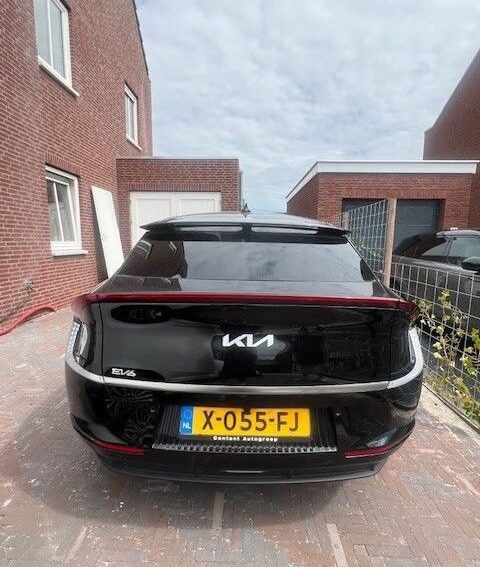 Kia EV6 Aurora Black Pearl achterkant