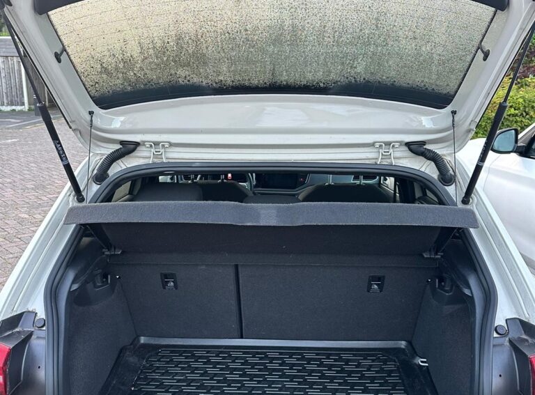 Volkswagen Polo Ascot Grey kofferbak