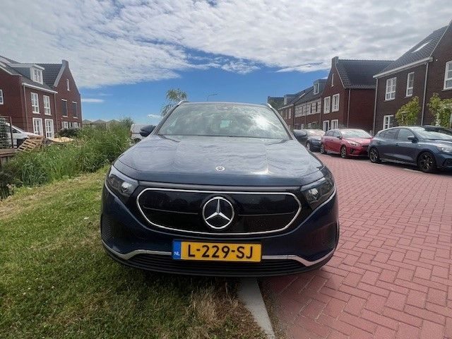 Mercedes-Benz EQA voorkant