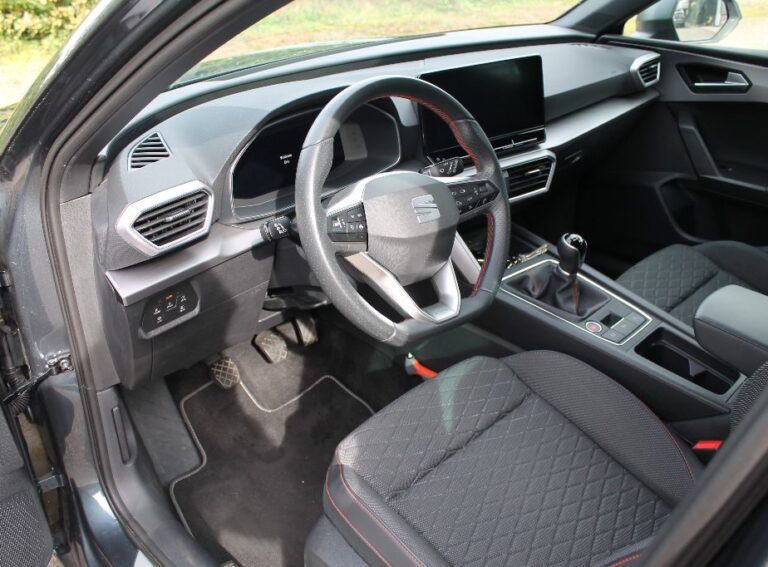 Seat Leon voorstoelen