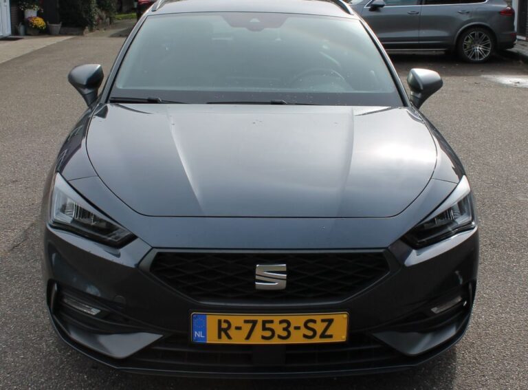 Seat Leon voorkant
