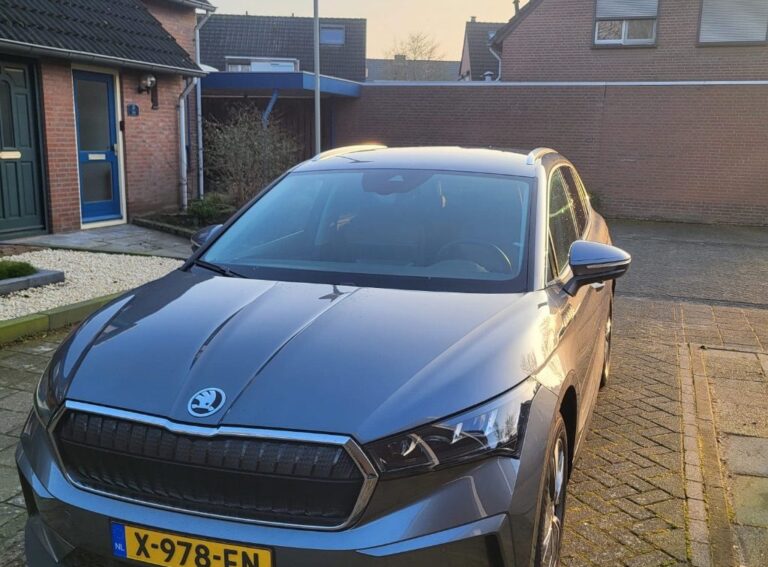 Skoda Enyaq voorkant