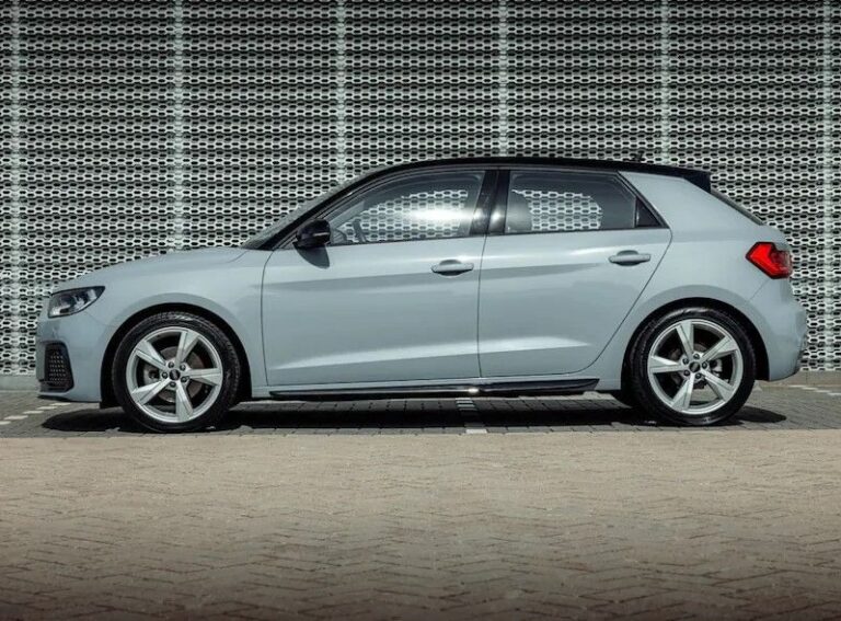 Audi A1 Sportback zijkant