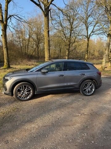 Audi Q4 E-Tron zijkant
