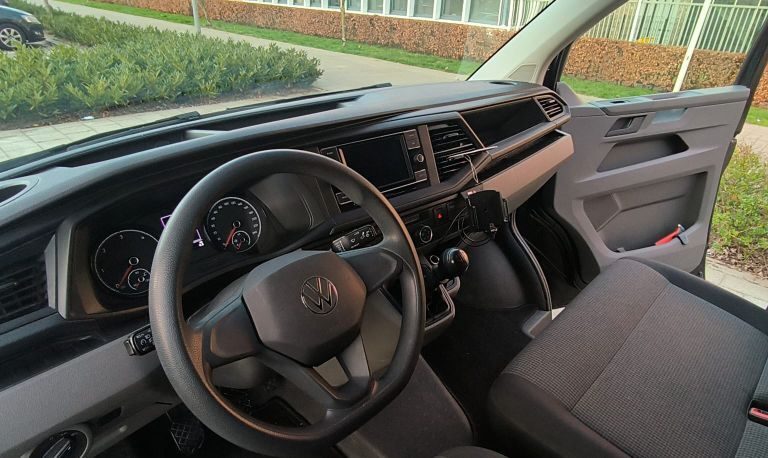 Volkswagen T6 dashboard