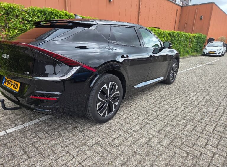 Kia EV6 zijkant