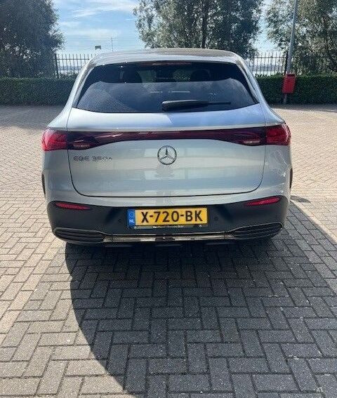 Mercedes-Benz EQE SUV achterkant