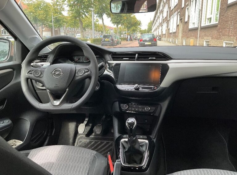 Opel Corsa dashboard
