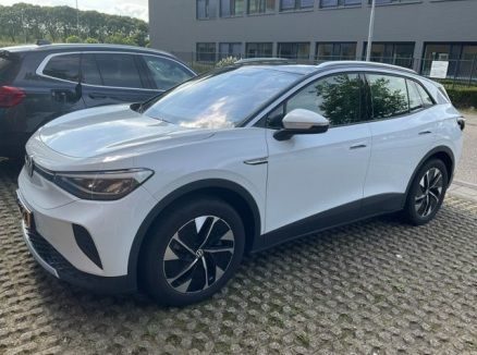 Volkswagen ID4 zijkant