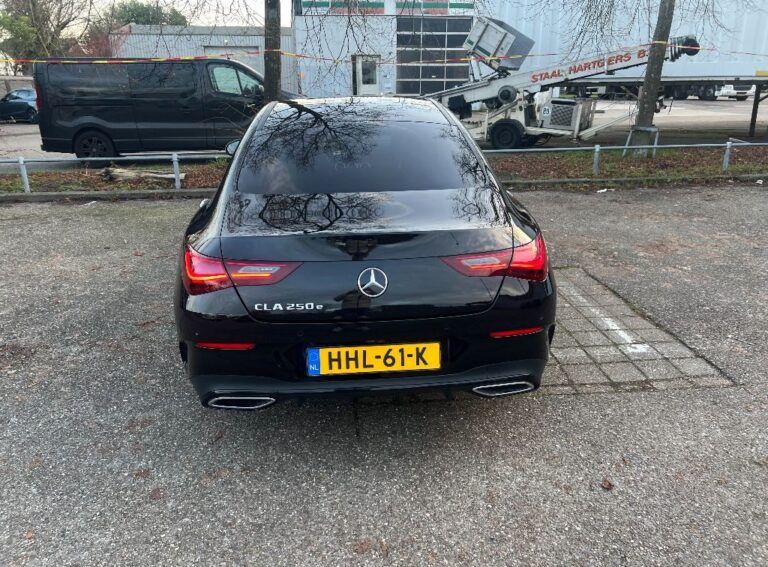 Mercedes-Benz CLA 250 Occasion achterkant