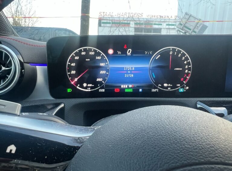 Mercedes-Benz CLA 250 Occasion dashboard