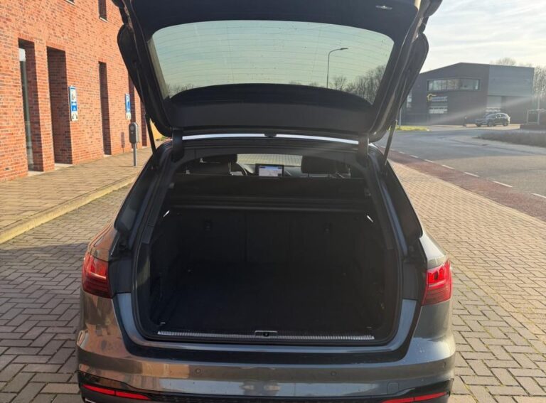 Audi A4 Avant kofferbak
