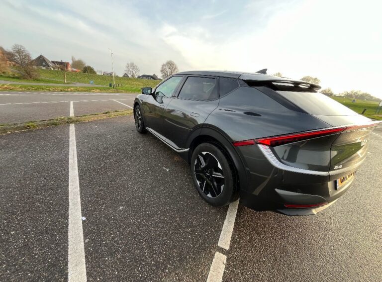 Kia EV6 Occasion zijkant