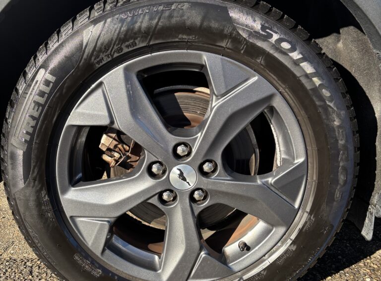 Ford Mustang Mach E Silver velg
