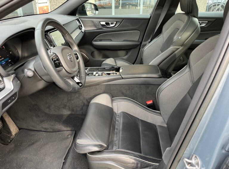 Volvo V60 t8 voorstoelen