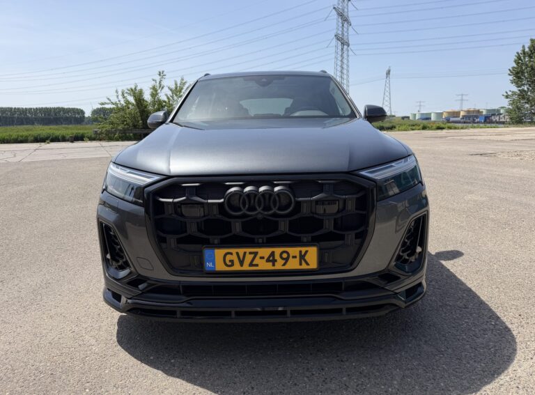 Audi Q7 occasion voorkant