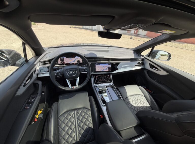 Audi Q7 occasion dashboard