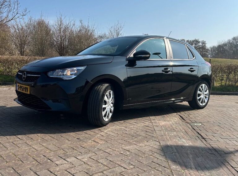 Opel Corsa occasion zijkant