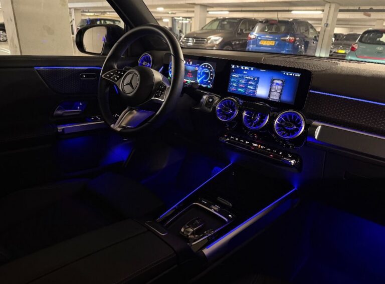 Mercedes-Benz EQB dashboard