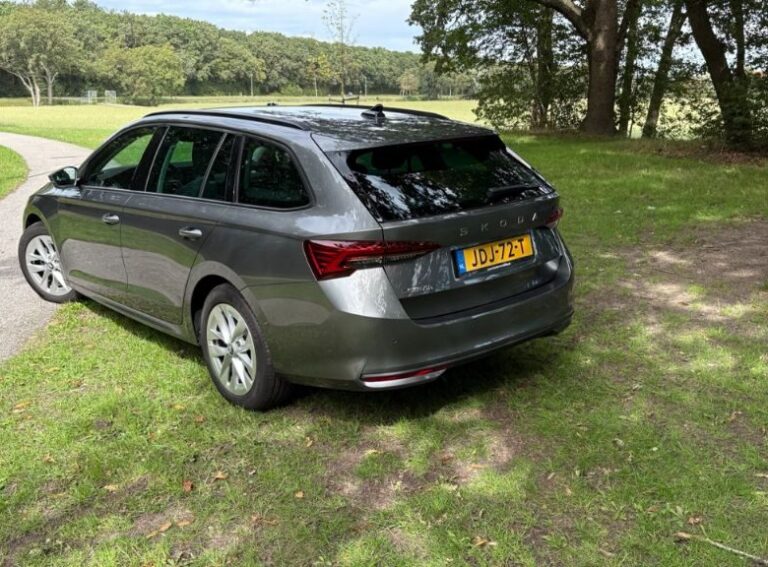 Skoda Octavia achterkant